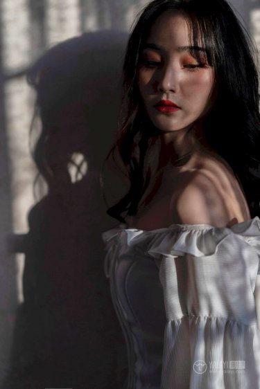 美女扒开尿口网站